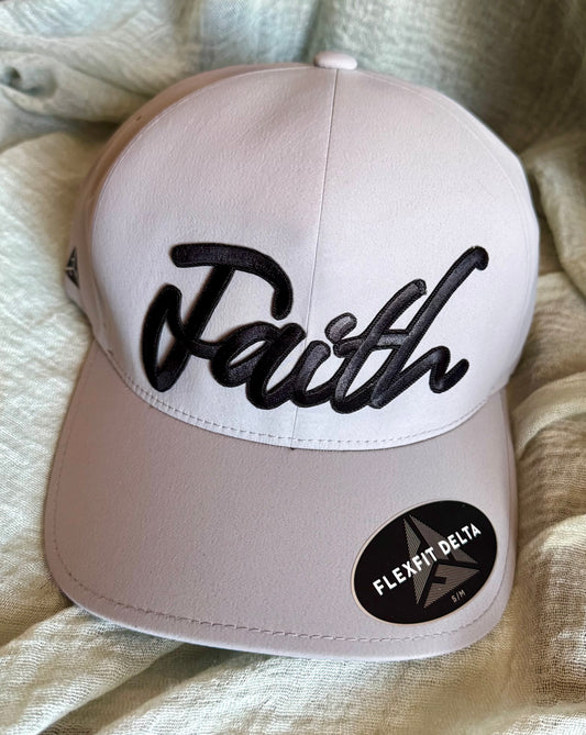 Faith fitted hat